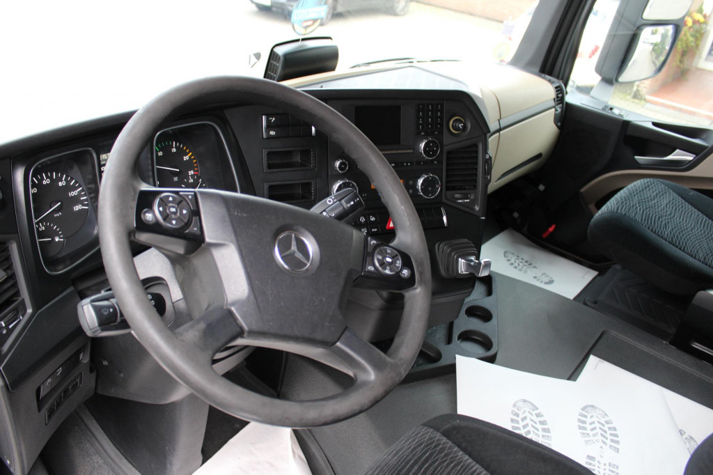 Mercedes-Benz Actros 1843 E6   ACC   LDW   Vollspoiler - Тягач: фото 4 Mercedes-Benz Actros 1843 E6   ACC   LDW   Vollspoiler - Тягач: фото 4