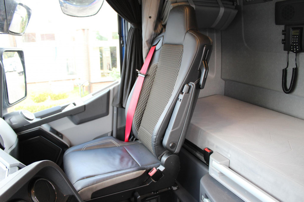 Renault T 520 E6 High  2Tanks Kühlbox Leder 2 Betten - Тягач: фото 5 Renault T 520 E6 High  2Tanks Kühlbox Leder 2 Betten - Тягач: фото 5