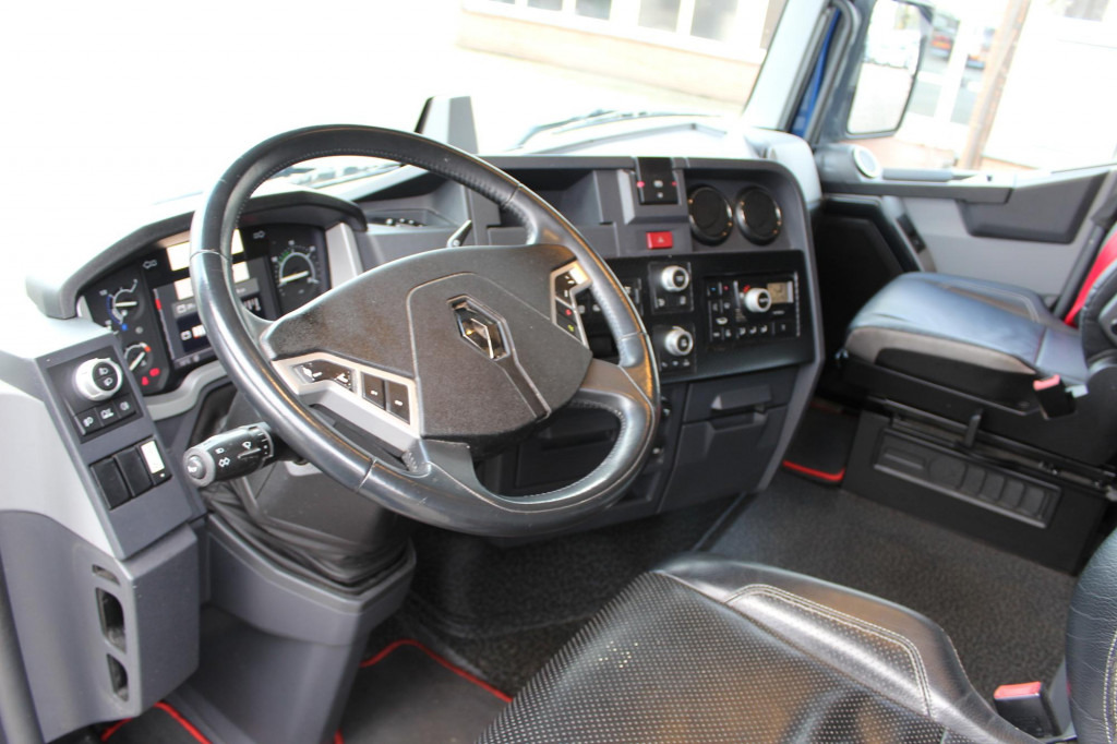 Renault T 520 E6 High  2Tanks Kühlbox Leder 2 Betten - Тягач: фото 4 Renault T 520 E6 High  2Tanks Kühlbox Leder 2 Betten - Тягач: фото 4