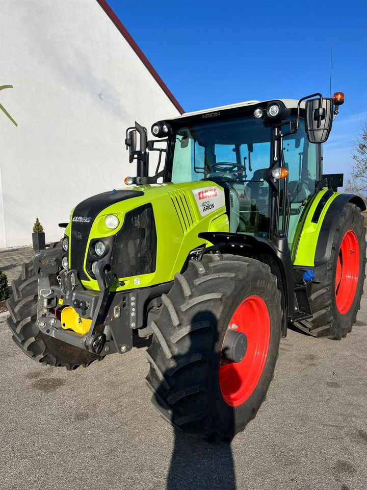 CLAAS Arion 420 Cis, Frontzapfwelle und Frontkraftheber - Трактор: фото 2 CLAAS Arion 420 Cis, Frontzapfwelle und Frontkraftheber - Трактор: фото 2