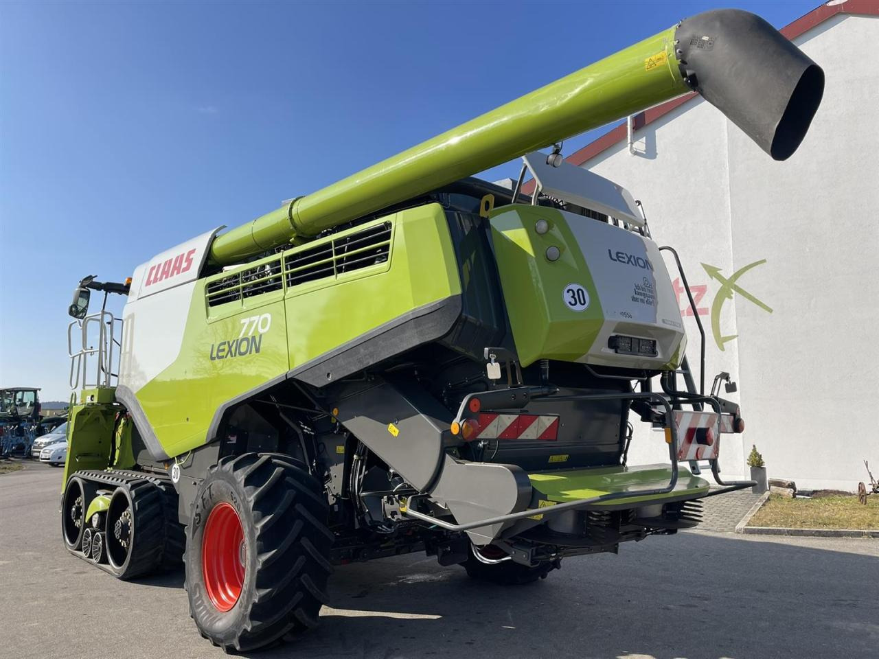CLAAS Lexion 770TT Modell C76 mit CEMOS AUTOMATIC und Schneidwerk V1230, Reifen NEU - Зерноуборочный комбайн: фото 4 CLAAS Lexion 770TT Modell C76 mit CEMOS AUTOMATIC und Schneidwerk V1230, Reifen NEU - Зерноуборочный комбайн: фото 4