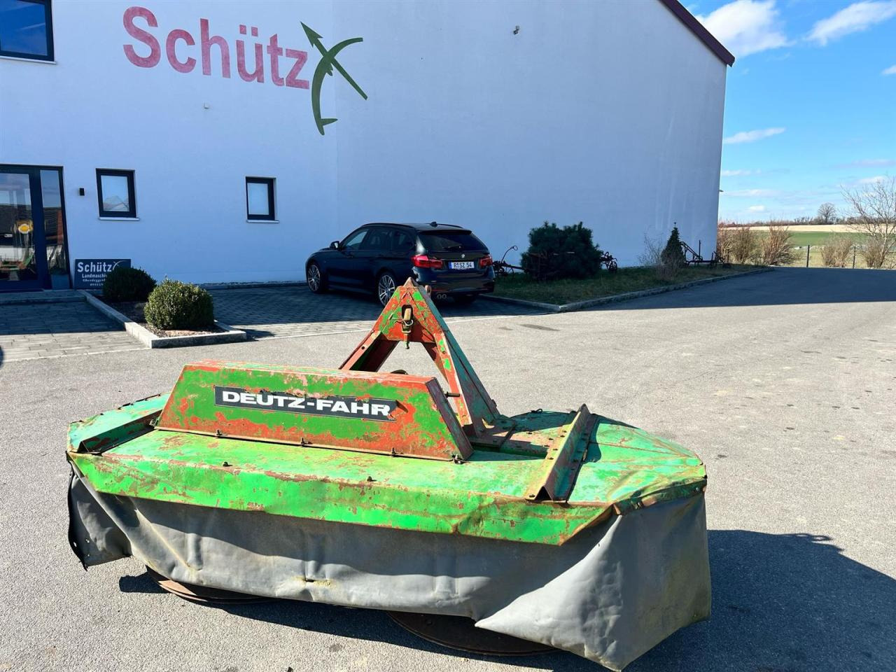 Deutz-Fahr Frontmähwerk, 2 m Arbeitsbreite - Косилка: фото 1 Deutz-Fahr Frontmähwerk, 2 m Arbeitsbreite - Косилка: фото 1