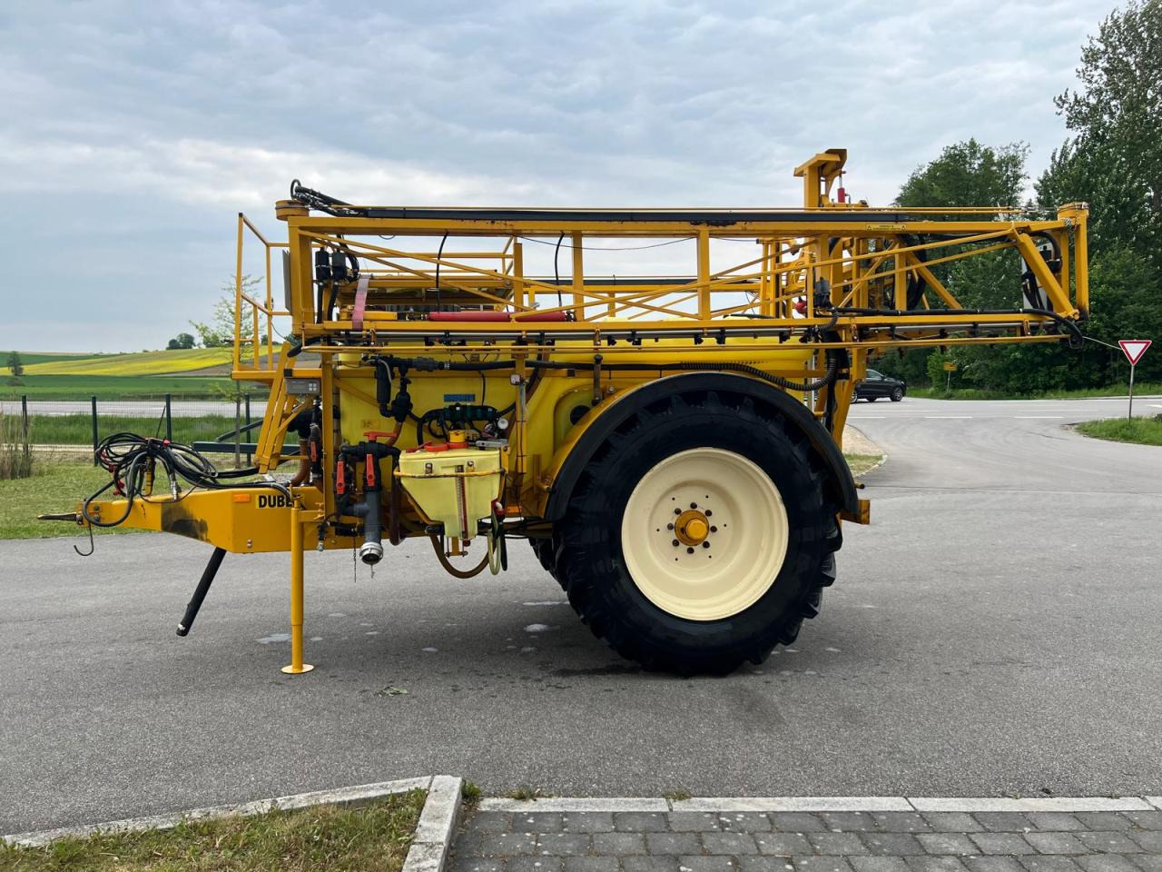 Dubex Vector 27m 3200 Liter Spritze, Baujahr 2002 - Прицепной опрыскиватель: фото 1 Dubex Vector 27m 3200 Liter Spritze, Baujahr 2002 - Прицепной опрыскиватель: фото 1