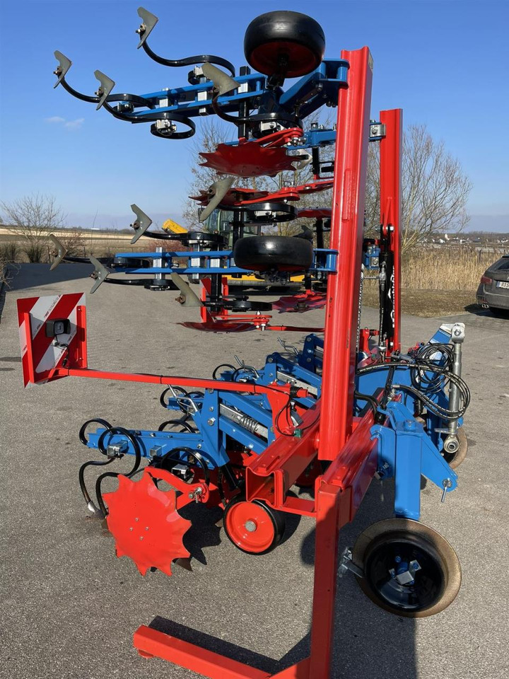 Hatzenbichler 6-reihiges Hackgerät, 75 cm Abstand, TOP Zustand - Техника для обработки почвы: фото 2 Hatzenbichler 6-reihiges Hackgerät, 75 cm Abstand, TOP Zustand - Техника для обработки почвы: фото 2