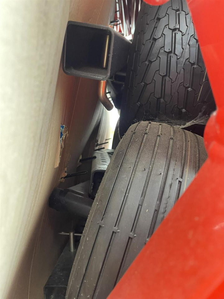 Hatzenbichler Neuer unbenutzter Striegel mit hydraulischer Druckverstellung, 12m AB, Hatzenbichler Striegel в лизинг Hatzenbichler Neuer unbenutzter Striegel mit hydraulischer Druckverstellung, 12m AB, Hatzenbichler Striegel: фото 8