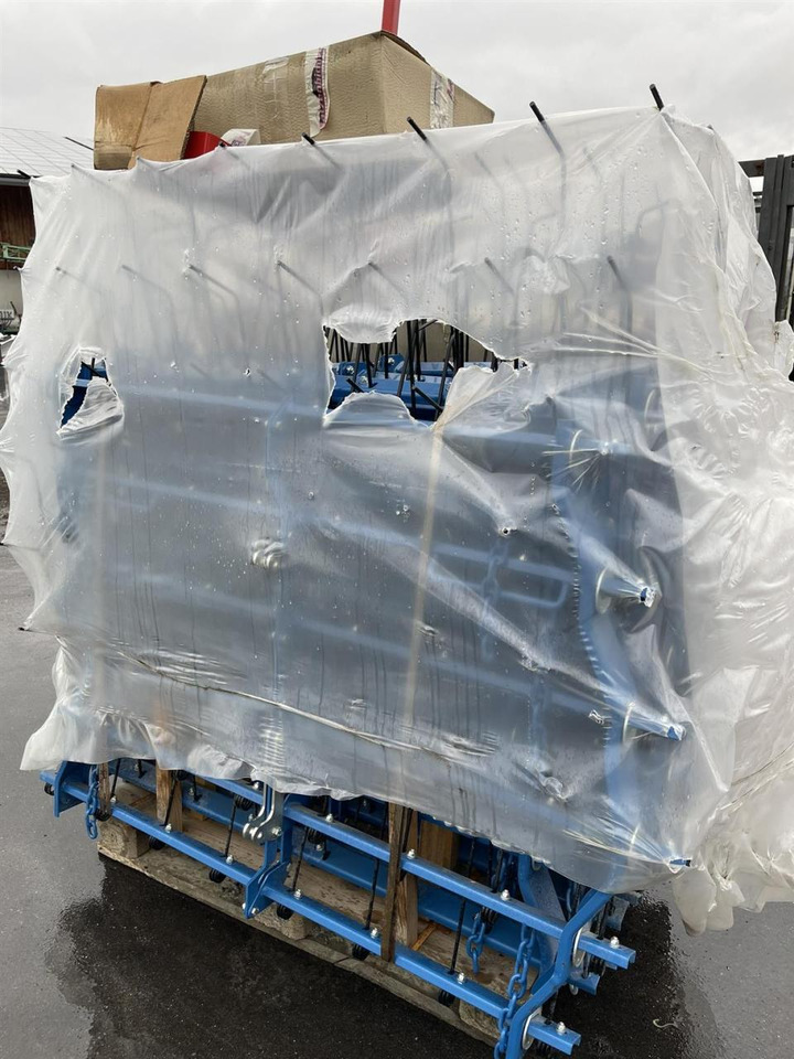 Hatzenbichler Neuer unbenutzter Striegel mit hydraulischer Druckverstellung, 12m AB, Hatzenbichler Striegel - Борона: фото 4 Hatzenbichler Neuer unbenutzter Striegel mit hydraulischer Druckverstellung, 12m AB, Hatzenbichler Striegel - Борона: фото 4