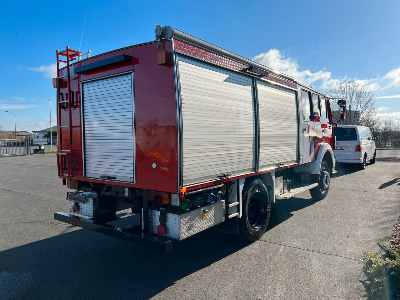 Mercedes-Benz 1019 4x4 Tanklöschfahrzeug Metz TLF 16 Mercedes-Benz 1019 4x4 Tanklöschfahrzeug Metz TLF 16 - Грузовик-цистерна: фото 2 Mercedes-Benz 1019 4x4 Tanklöschfahrzeug Metz TLF 16 Mercedes-Benz 1019 4x4 Tanklöschfahrzeug Metz TLF 16 - Грузовик-цистерна: фото 2