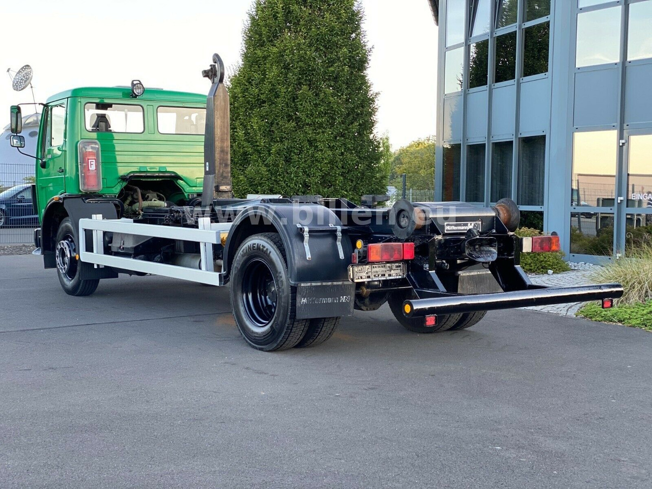 Mercedes-Benz 1417 Abroller Tüv / H- Kennzeichen / Mercedes-Benz 1417 Abroller Tüv / H- Kennzeichen / - Крюковой мультилифт: фото 2 Mercedes-Benz 1417 Abroller Tüv / H- Kennzeichen / Mercedes-Benz 1417 Abroller Tüv / H- Kennzeichen / - Крюковой мультилифт: фото 2