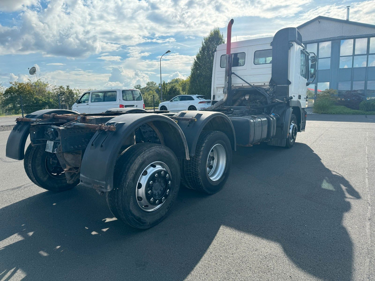 Mercedes-Benz Actros 2532 6x2 Fahrgestell Mercedes-Benz Actros 2532 6x2 Fahrgestell - Грузовик-шасси: фото 5 Mercedes-Benz Actros 2532 6x2 Fahrgestell Mercedes-Benz Actros 2532 6x2 Fahrgestell - Грузовик-шасси: фото 5