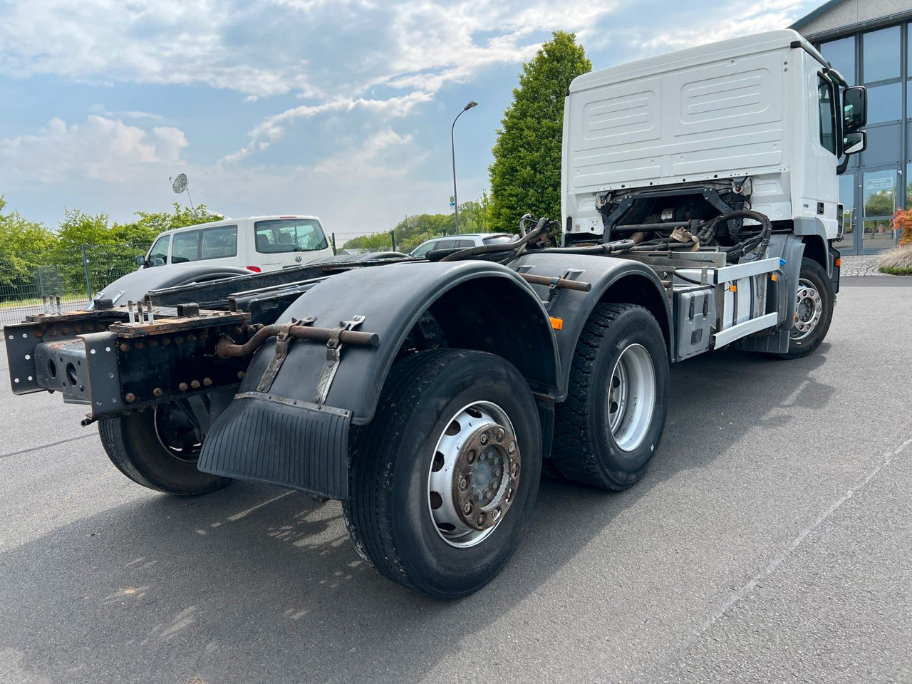 Mercedes-Benz Actros 2532 6x2 MP 3 Euro 5 10 x am Lager Mercedes-Benz Actros 2532 6x2 MP 3 Euro 5 10 x am Lager - Грузовик-шасси: фото 4 Mercedes-Benz Actros 2532 6x2 MP 3 Euro 5 10 x am Lager Mercedes-Benz Actros 2532 6x2 MP 3 Euro 5 10 x am Lager - Грузовик-шасси: фото 4