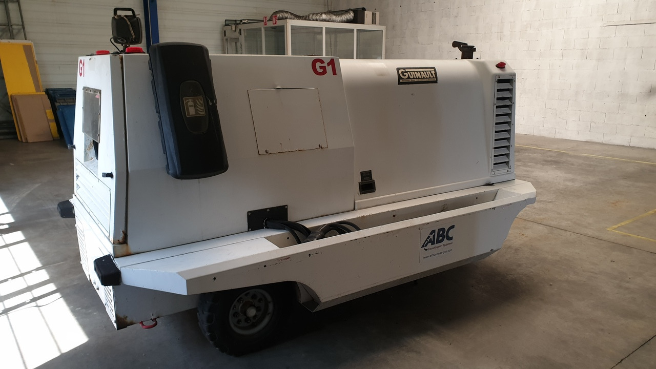 GUINAULT GPU GA120KvA+28DV - Аэродромный источник питания: фото 3 GUINAULT GPU GA120KvA+28DV - Аэродромный источник питания: фото 3