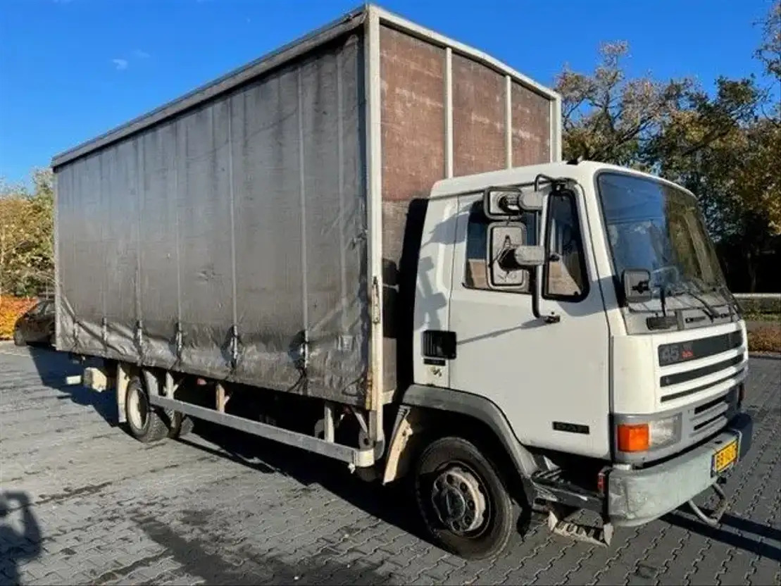 DAF LF 45.160 FA45.160 - Тентованный грузовик: фото 2 DAF LF 45.160 FA45.160 - Тентованный грузовик: фото 2