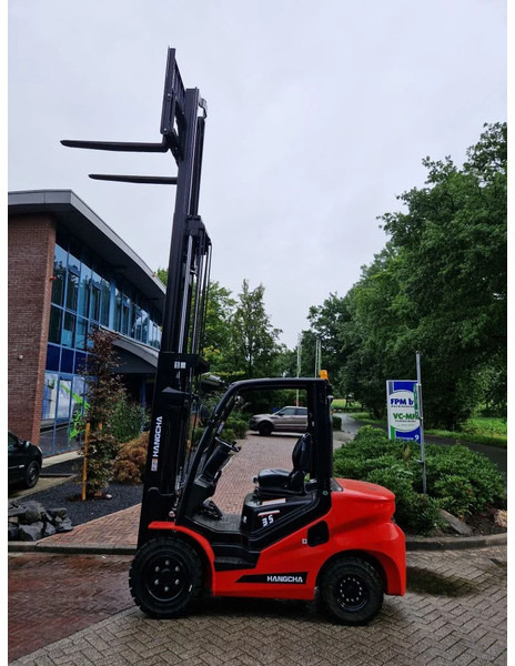 Hangcha CPCD35-XF2 - Вилочный погрузчик: фото 4 Hangcha CPCD35-XF2 - Вилочный погрузчик: фото 4