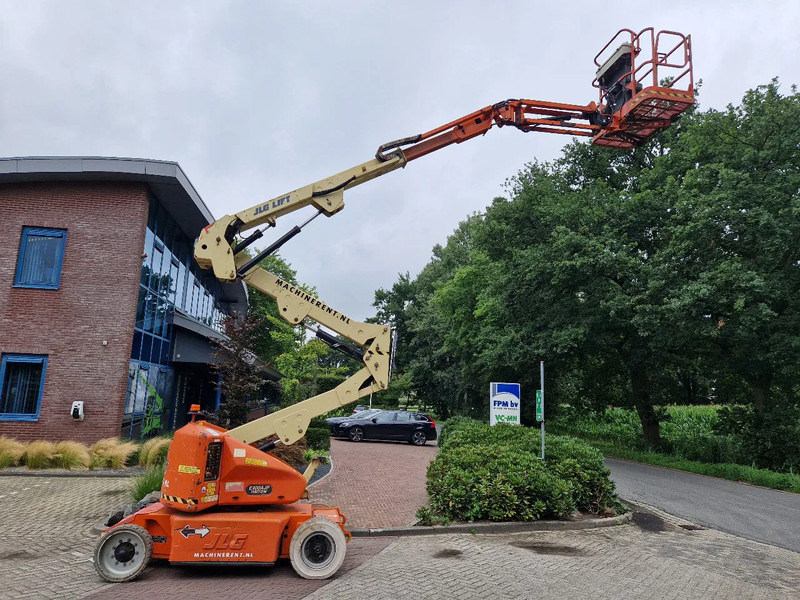 JLG E400AJPN - Коленчатый подъемник: фото 1 JLG E400AJPN - Коленчатый подъемник: фото 1