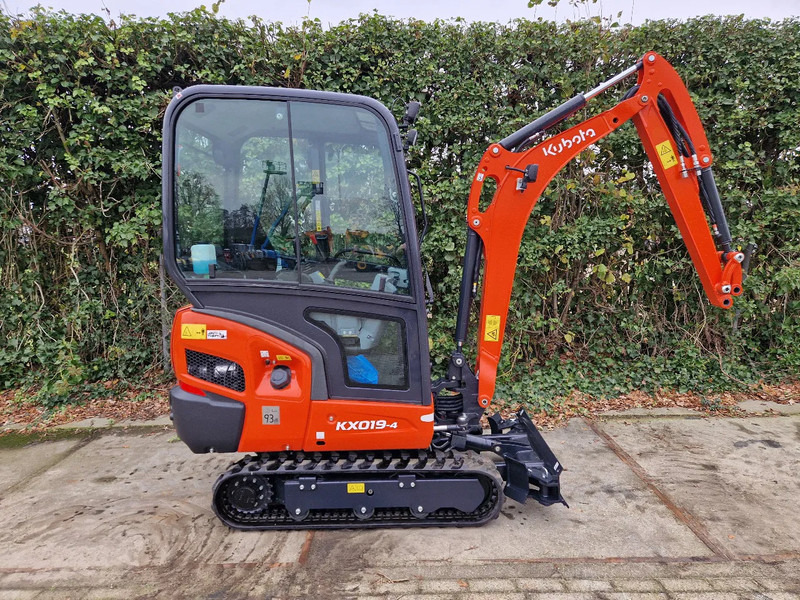 Kubota KX019-4 Hi-spec (NIEUW) - Мини-экскаватор: фото 2 Kubota KX019-4 Hi-spec (NIEUW) - Мини-экскаватор: фото 2