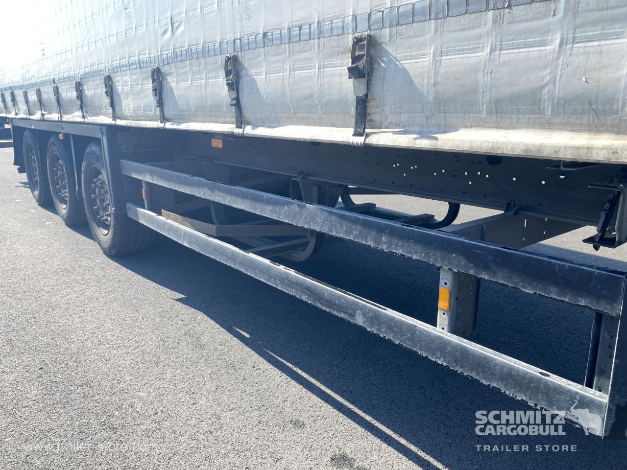 SCHMITZ Curtainsider Mega - Тентованный полуприцеп: фото 3 SCHMITZ Curtainsider Mega - Тентованный полуприцеп: фото 3