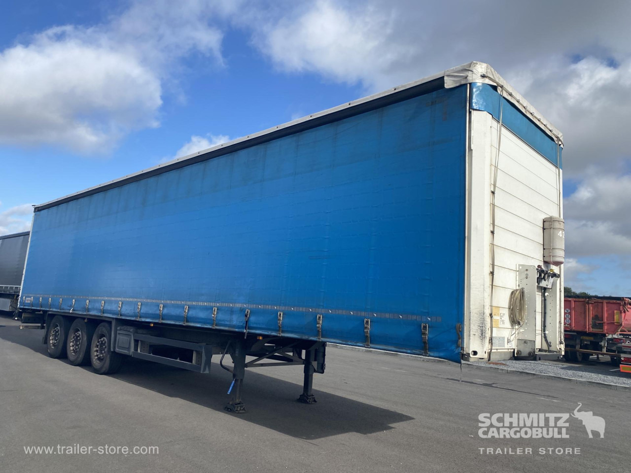 SCHMITZ Curtainsider Standard - Тентованный полуприцеп: фото 1 SCHMITZ Curtainsider Standard - Тентованный полуприцеп: фото 1