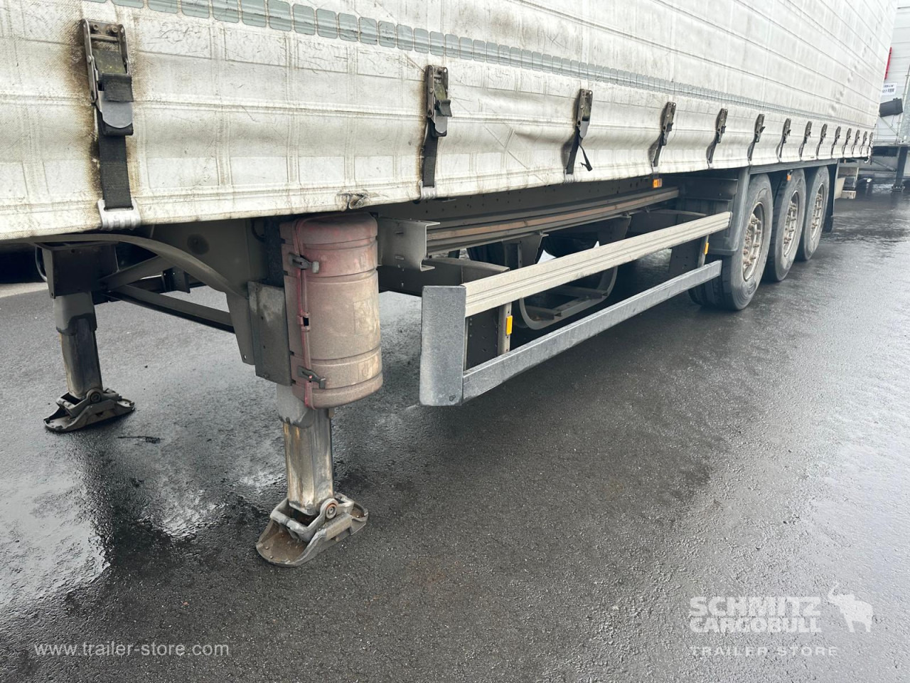 SCHMITZ Curtainsider Standard - Тентованный полуприцеп: фото 2 SCHMITZ Curtainsider Standard - Тентованный полуприцеп: фото 2