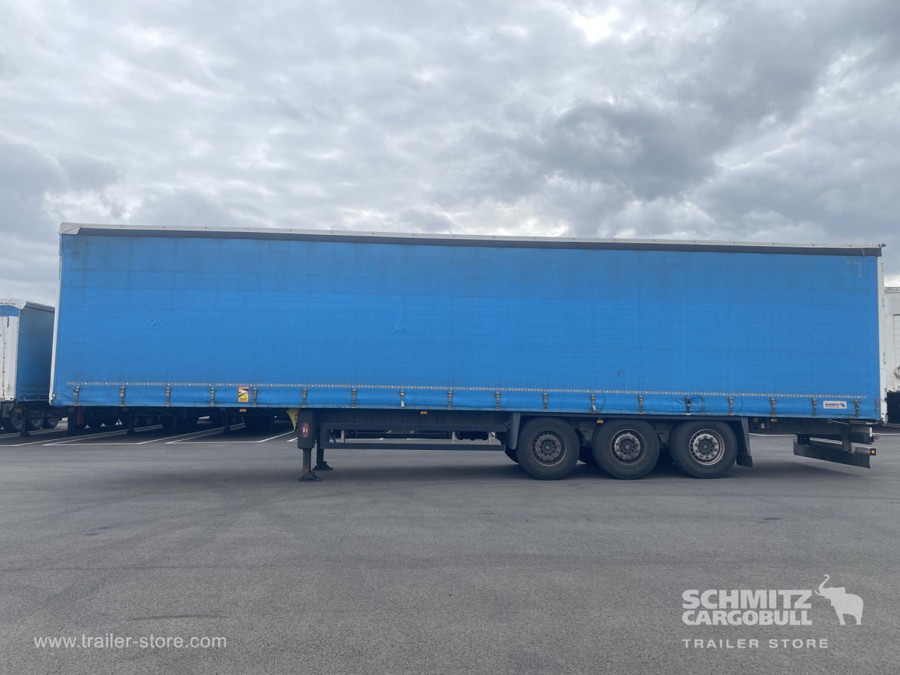 SCHMITZ Curtainsider Standard - Тентованный полуприцеп: фото 2 SCHMITZ Curtainsider Standard - Тентованный полуприцеп: фото 2