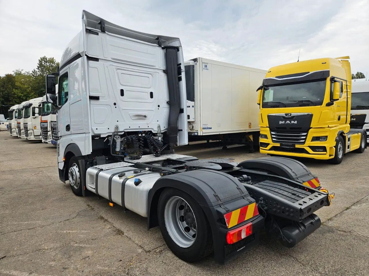 Mercedes-Benz Actros 1851 Mega, BigSpace, Standklima, 4 units - Тягач: фото 4 Mercedes-Benz Actros 1851 Mega, BigSpace, Standklima, 4 units - Тягач: фото 4