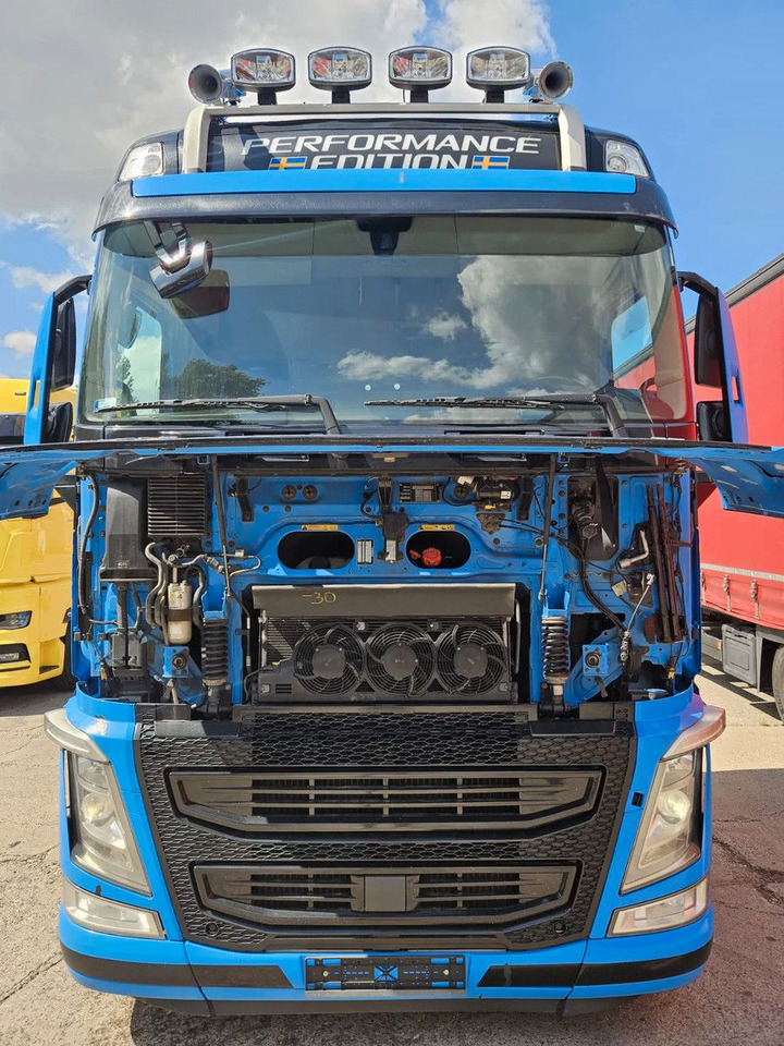 Volvo FH 540 Standard-XL-Dual Clutch Limited Edition-I - Тягач: фото 5 Volvo FH 540 Standard-XL-Dual Clutch Limited Edition-I - Тягач: фото 5