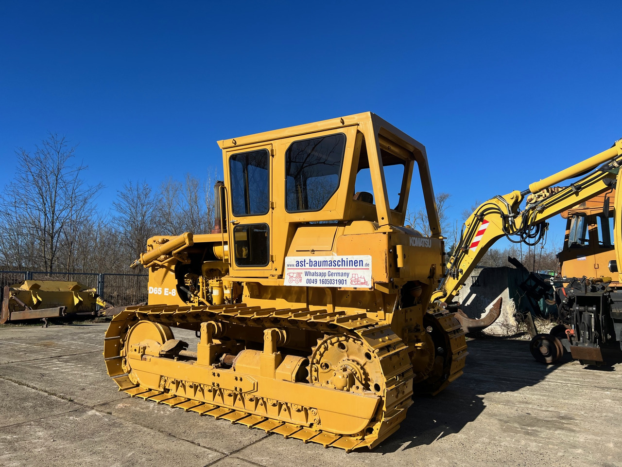KOMATSU D65-E - Бульдозер: фото 3 KOMATSU D65-E - Бульдозер: фото 3