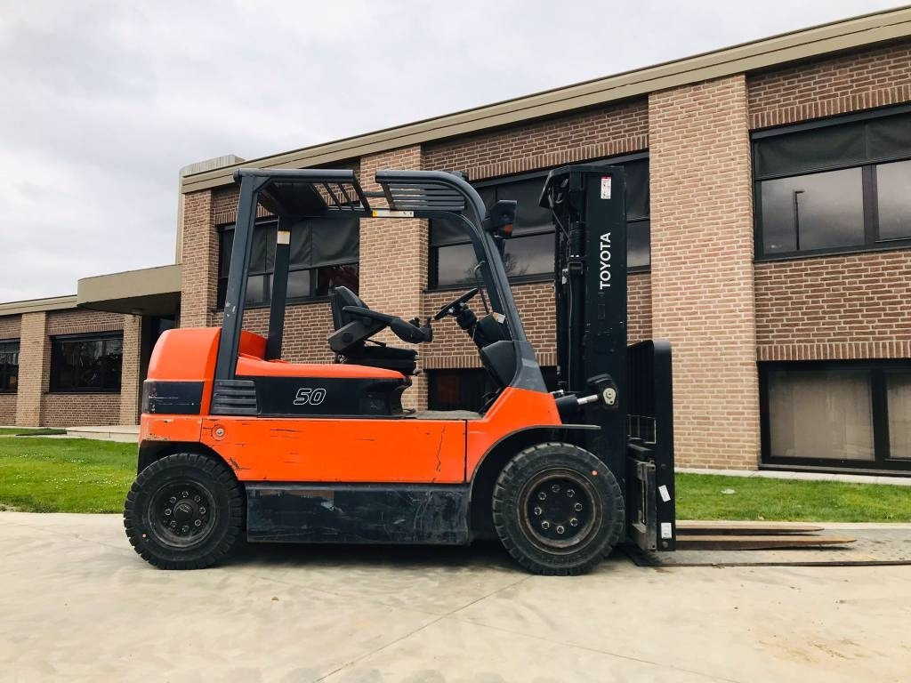 Toyota 7 FB MF 50 - Электропогрузчик: фото 3 Toyota 7 FB MF 50 - Электропогрузчик: фото 3