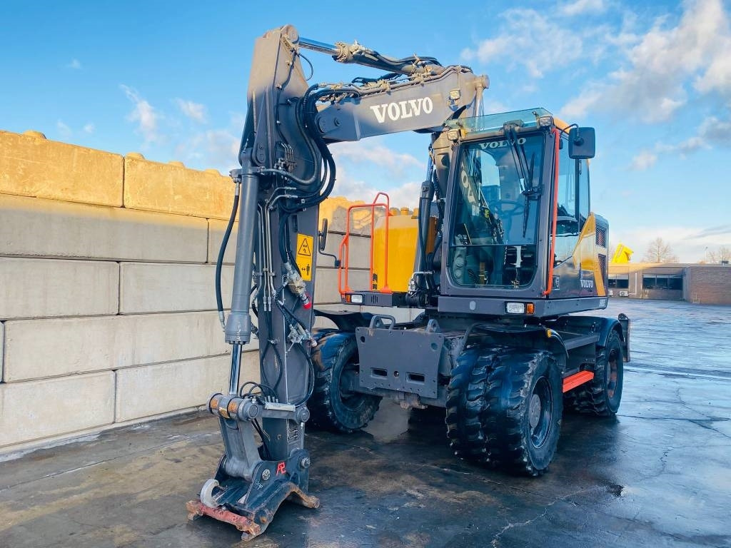 Volvo EWR 150 E - Колёсный экскаватор: фото 3 Volvo EWR 150 E - Колёсный экскаватор: фото 3