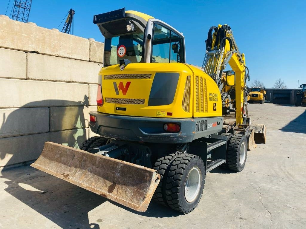 Wacker Neuson EW 65 - Колёсный экскаватор: фото 5 Wacker Neuson EW 65 - Колёсный экскаватор: фото 5