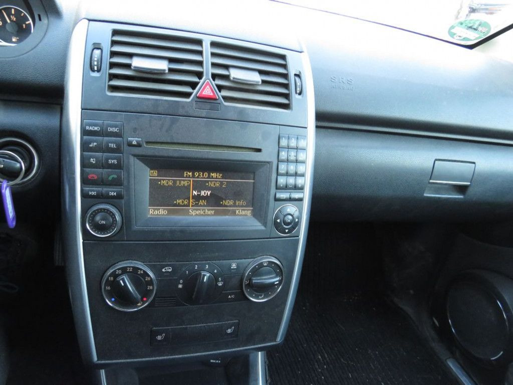 Грузовик Mercedes-Benz A-Klasse 200 Avantgarde PKW: фото 7