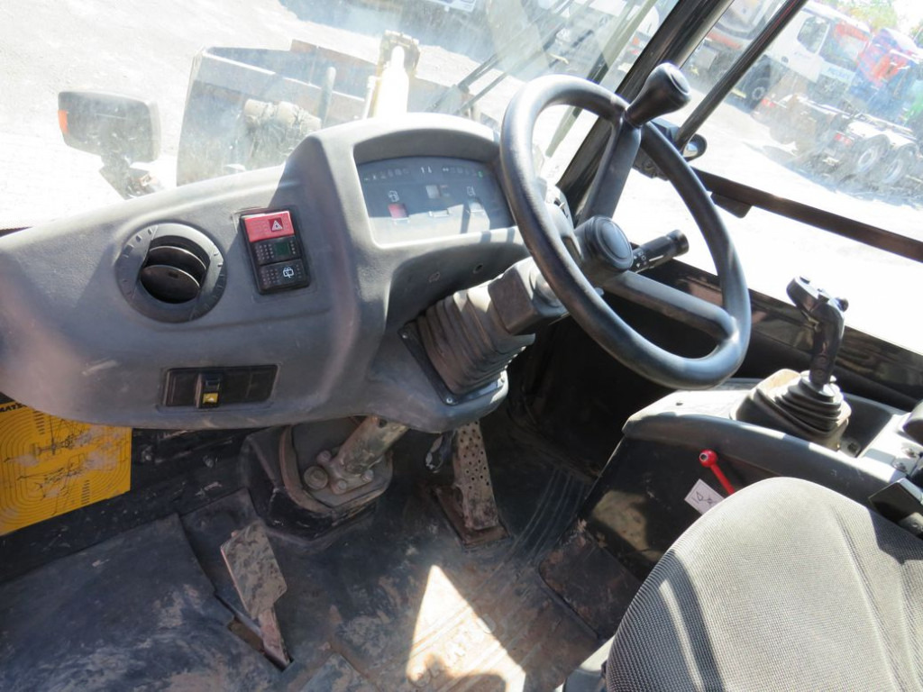 KOMATSU HANOMAG Radlader WA 80 - 6 Radlader - Колёсный погрузчик: фото 5 KOMATSU HANOMAG Radlader WA 80 - 6 Radlader - Колёсный погрузчик: фото 5