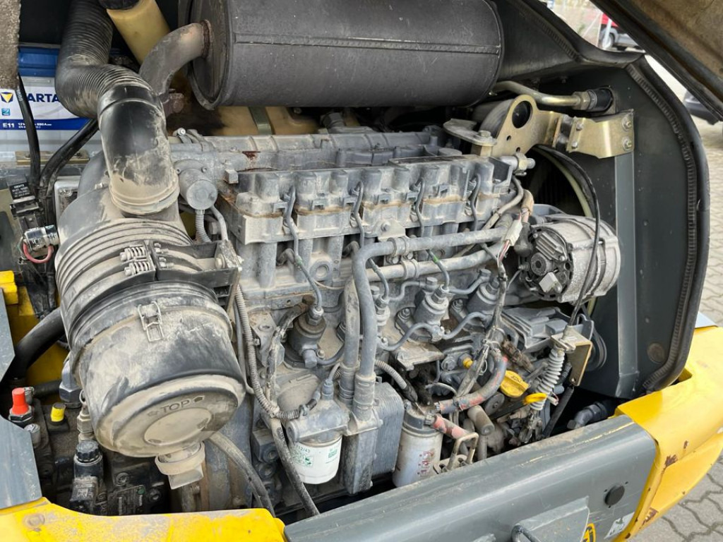 KRAMER WERKE Radlader 750 Allrad Radlader Klappschaufel+Gabel - Колёсный погрузчик: фото 2 KRAMER WERKE Radlader 750 Allrad Radlader Klappschaufel+Gabel - Колёсный погрузчик: фото 2