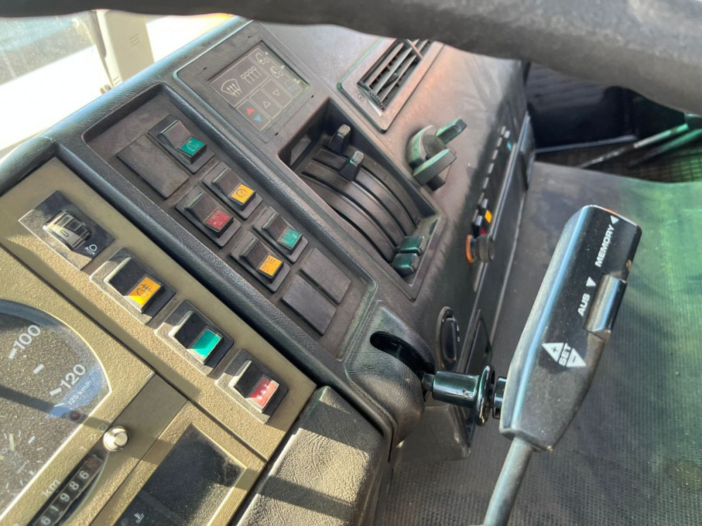 Крюковой мультилифт, Автоманипулятор MAN F2000 27.342 6x4 Abrollkipper mit Kran: фото 9 Крюковой мультилифт, Автоманипулятор MAN F2000 27.342 6x4 Abrollkipper mit Kran: фото 9