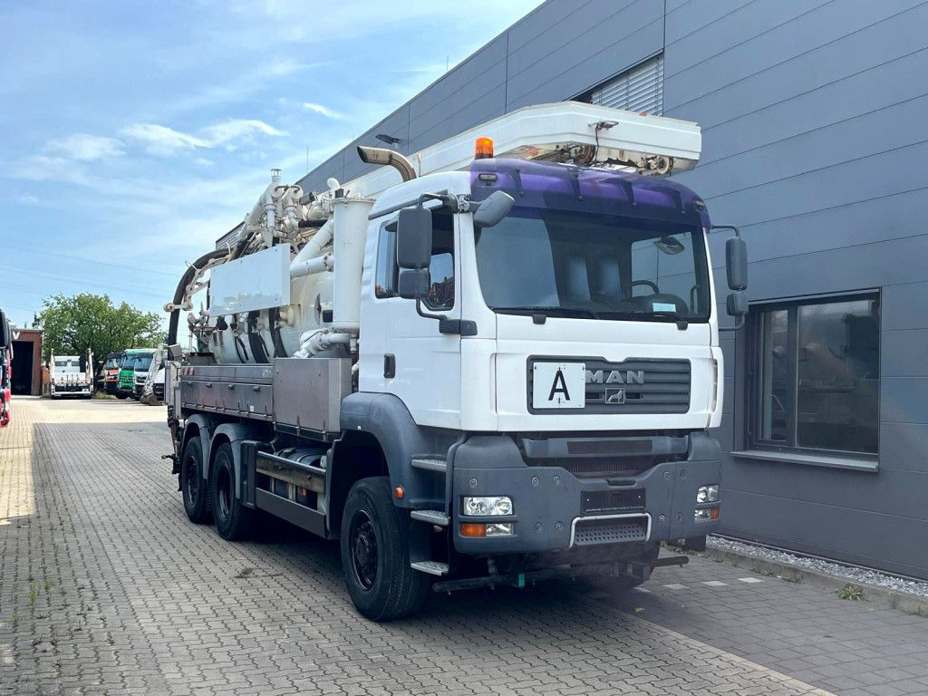 MAN TG-A 28.400 6x4-4 BL Saug + Spülwagen Funk - Ассенизатор: фото 2 MAN TG-A 28.400 6x4-4 BL Saug + Spülwagen Funk - Ассенизатор: фото 2