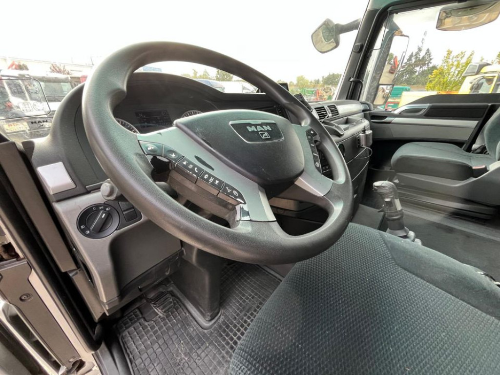 MAN TG-X 26.400 6x2 Pritsche Heckkran Palfinger PK 34002 в лизинг MAN TG-X 26.400 6x2 Pritsche Heckkran Palfinger PK 34002: фото 12 MAN TG-X 26.400 6x2 Pritsche Heckkran Palfinger PK 34002 в лизинг MAN TG-X 26.400 6x2 Pritsche Heckkran Palfinger PK 34002: фото 12