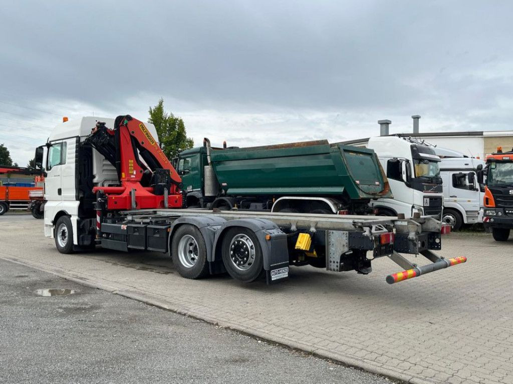 MAN TG-X 26.460 6x2-2 BL Pritsche Kran PK 24.001/Fun - Грузовик бортовой/ Платформа, Автоманипулятор: фото 4 MAN TG-X 26.460 6x2-2 BL Pritsche Kran PK 24.001/Fun - Грузовик бортовой/ Платформа, Автоманипулятор: фото 4