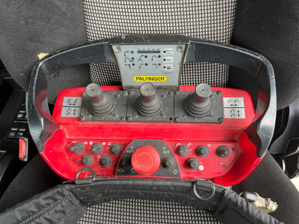 MAN TG-X 26.460 6x2-2 BL Pritsche Kran PK 24.001 Funk Lenk - Грузовик бортовой/ Платформа, Автоманипулятор: фото 4 MAN TG-X 26.460 6x2-2 BL Pritsche Kran PK 24.001 Funk Lenk - Грузовик бортовой/ Платформа, Автоманипулятор: фото 4