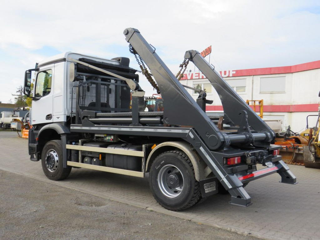 Портальный бункеровоз MERCEDES-BENZ Actros 1840 K 4x2 Absetzkipper Euro 6: фото 9 Портальный бункеровоз MERCEDES-BENZ Actros 1840 K 4x2 Absetzkipper Euro 6: фото 9