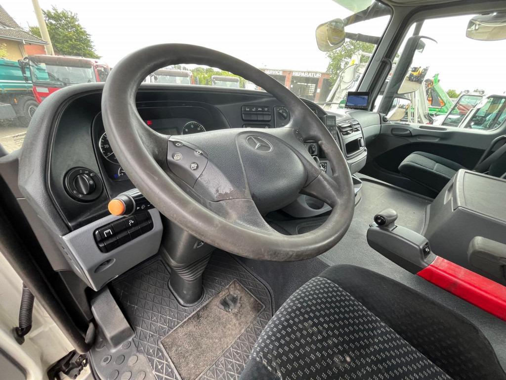 Портальный бункеровоз MERCEDES-BENZ Actros 2541 L6x2 Absetzkipper Meiller: фото 9 Портальный бункеровоз MERCEDES-BENZ Actros 2541 L6x2 Absetzkipper Meiller: фото 9