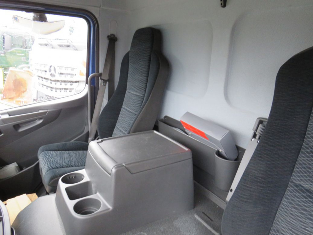 MERCEDES-BENZ Atego 1224 L Pritsche LBW LBW 1.5to - Тентованный грузовик: фото 3 MERCEDES-BENZ Atego 1224 L Pritsche LBW LBW 1.5to - Тентованный грузовик: фото 3