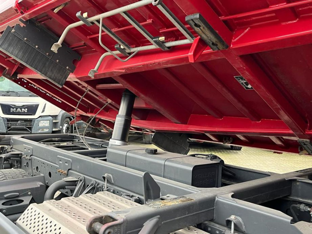 MERCEDES-BENZ Atego 1530 K 2-Achs Kipper Meiller - Самосвал: фото 4 MERCEDES-BENZ Atego 1530 K 2-Achs Kipper Meiller - Самосвал: фото 4