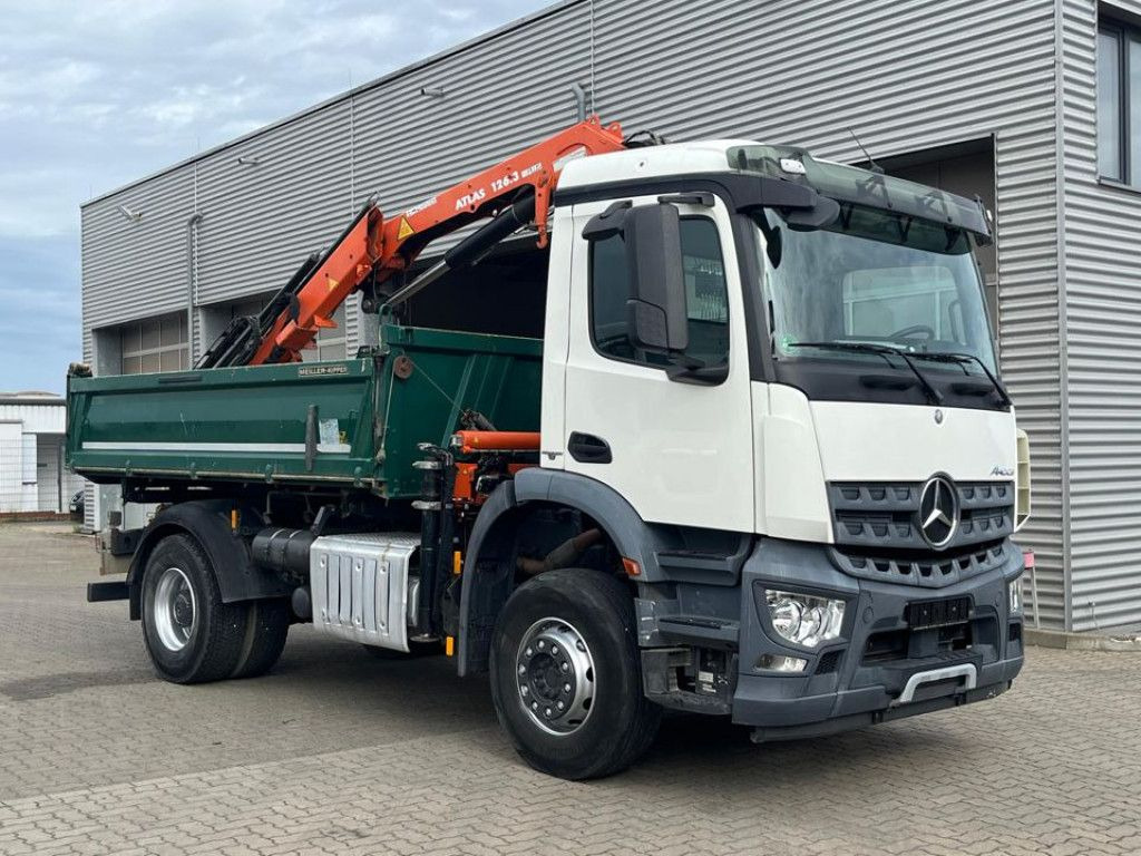 Mercedes-Benz Arocs 1835 K 2-Achs Kipper Kran Atlas 126.3 - Самосвал, Автоманипулятор: фото 2 Mercedes-Benz Arocs 1835 K 2-Achs Kipper Kran Atlas 126.3 - Самосвал, Автоманипулятор: фото 2