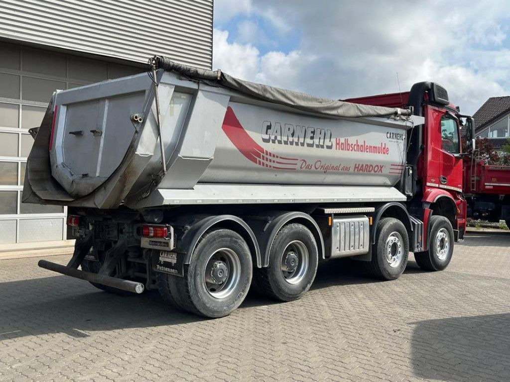 Mercedes-Benz Arocs 4145 8x4 4 Achs Muldenkipper Carnehl Halfp - Портальный бункеровоз: фото 3 Mercedes-Benz Arocs 4145 8x4 4 Achs Muldenkipper Carnehl Halfp - Портальный бункеровоз: фото 3