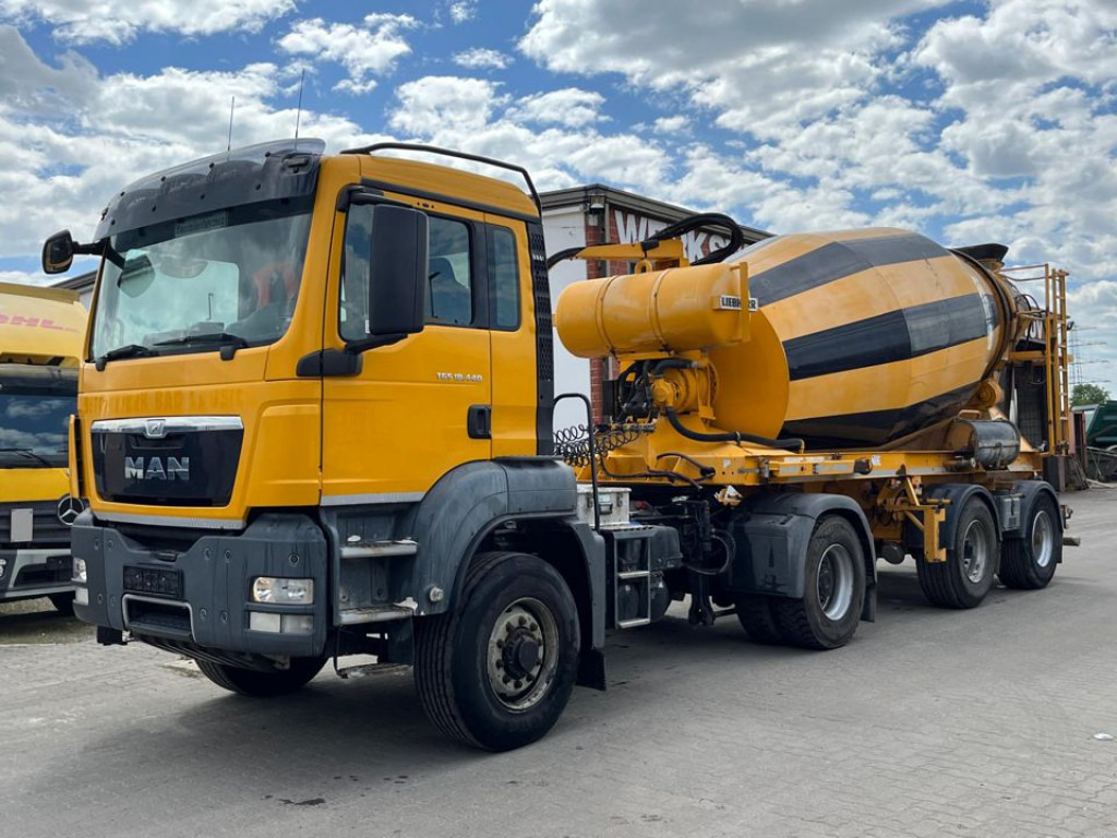 MAN TG-S 18.440 4x4 H BLS SZM Komplettpreis mit Betonauflieger - Тягач: фото 1 MAN TG-S 18.440 4x4 H BLS SZM Komplettpreis mit Betonauflieger - Тягач: фото 1