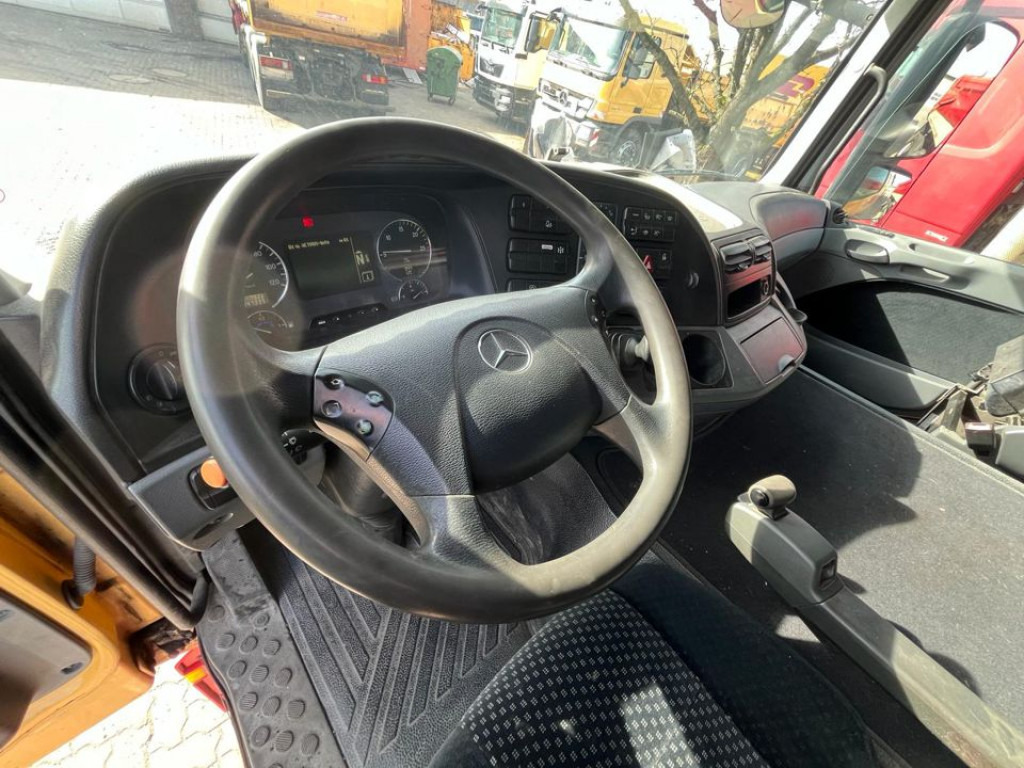 MERCEDES-BENZ Actros 1841 LS SZM - Тягач: фото 5 MERCEDES-BENZ Actros 1841 LS SZM - Тягач: фото 5