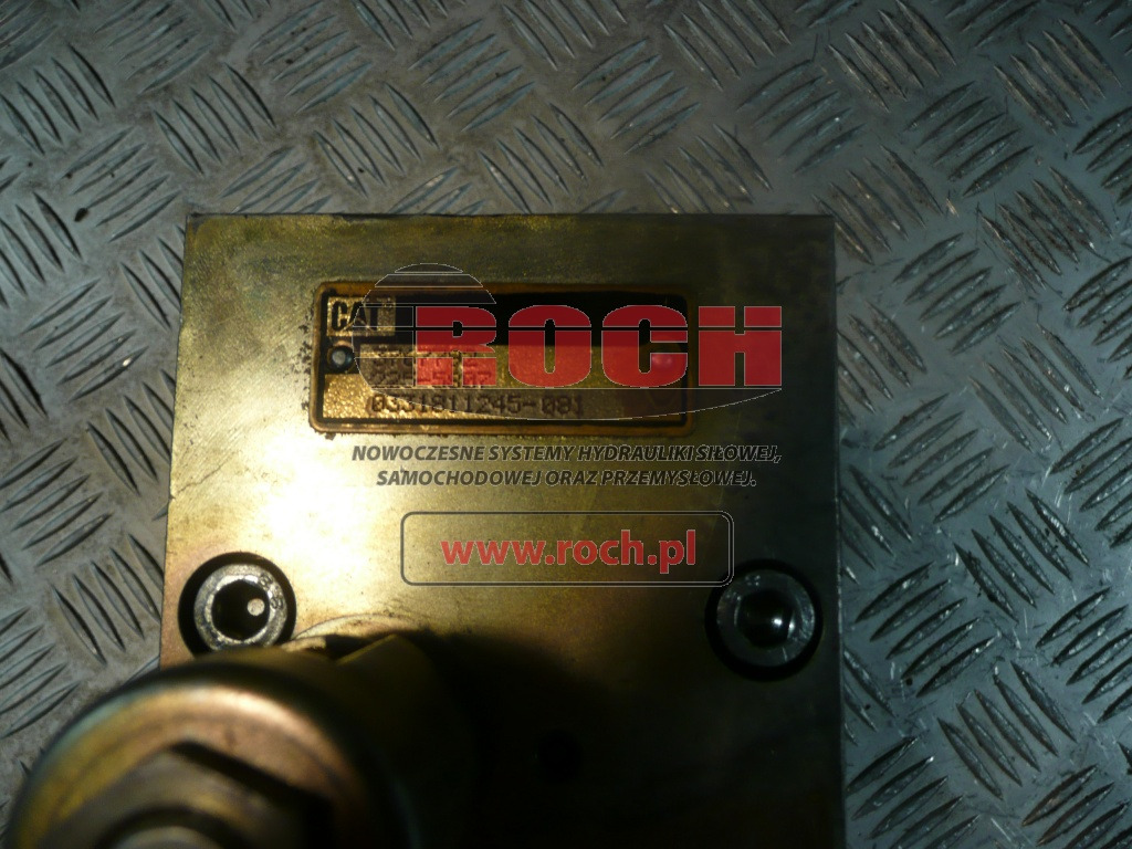 CATERPILLAR 3767792 225-5807 - 1 SEKCYJNY + CEWKA - Гидравлический клапан: фото 2 CATERPILLAR 3767792 225-5807 - 1 SEKCYJNY + CEWKA - Гидравлический клапан: фото 2