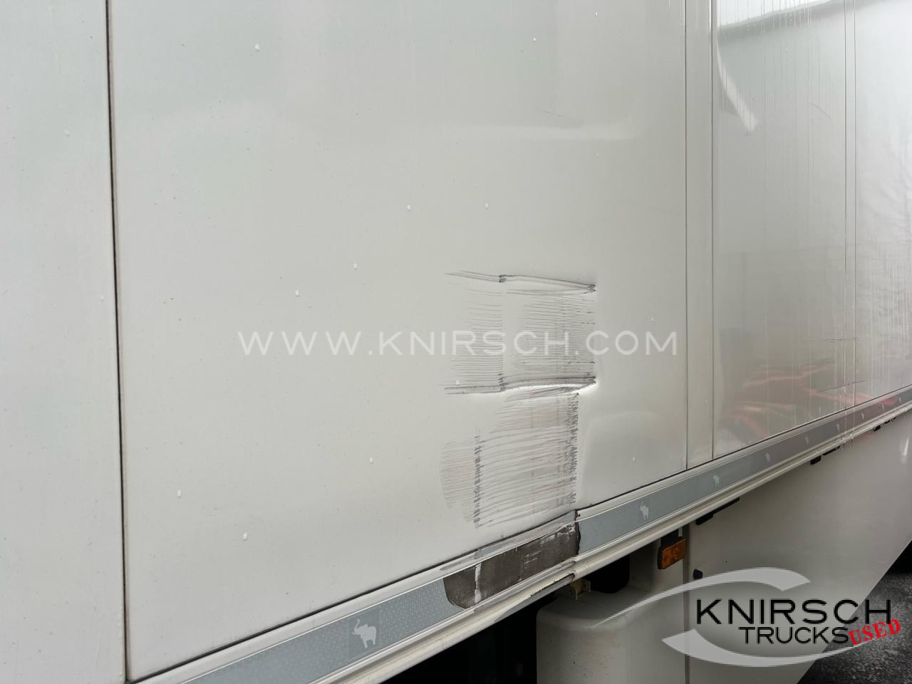 SCHMITZ SKO24/L-13.4   Doppelstock - Изотермический полуприцеп: фото 4 SCHMITZ SKO24/L-13.4   Doppelstock - Изотермический полуприцеп: фото 4
