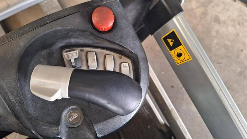 Сборщик заказов Caterpillar NOH10N: фото 8 Сборщик заказов Caterpillar NOH10N: фото 8