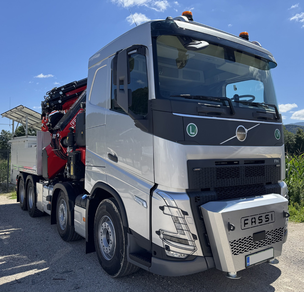VOLVO FH 500 Hiab Palfinger Fassi F1450-8 JIB-6 - Автоманипулятор: фото 1 VOLVO FH 500 Hiab Palfinger Fassi F1450-8 JIB-6 - Автоманипулятор: фото 1