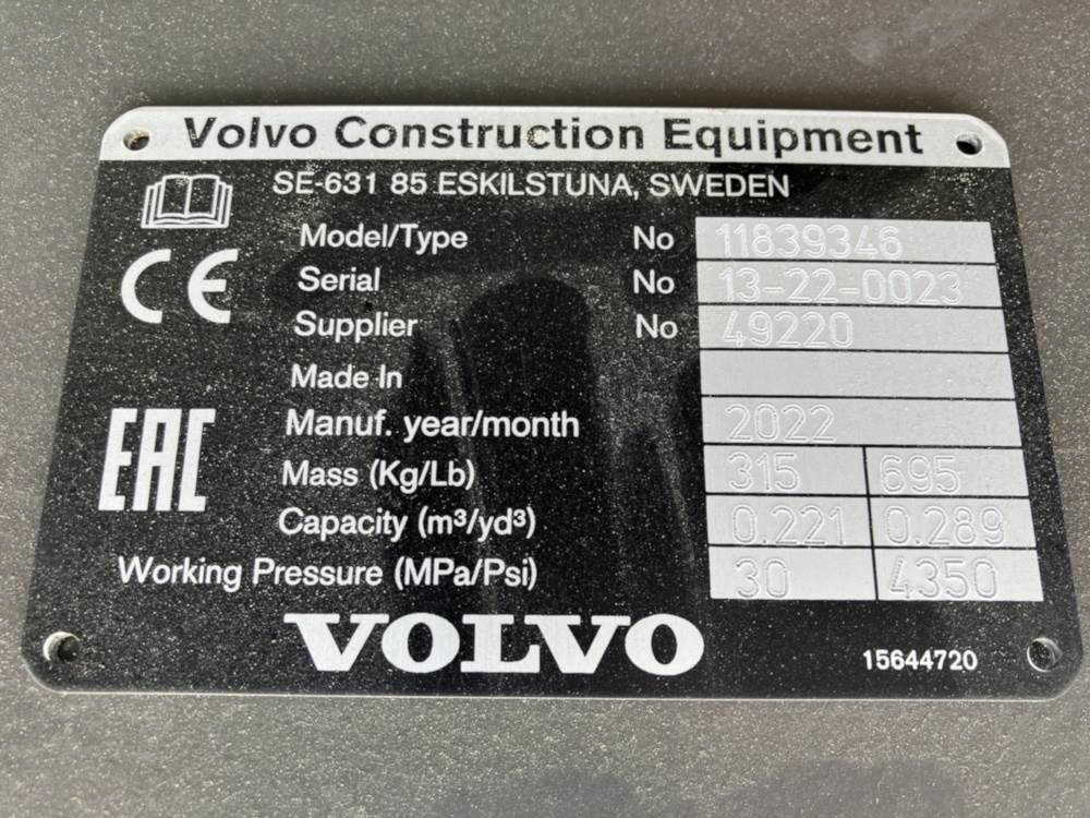 Volvo Böschungslöffel schwenkbar - Festanbau - Экскаватор-погрузчик: фото 4 Volvo Böschungslöffel schwenkbar - Festanbau - Экскаватор-погрузчик: фото 4